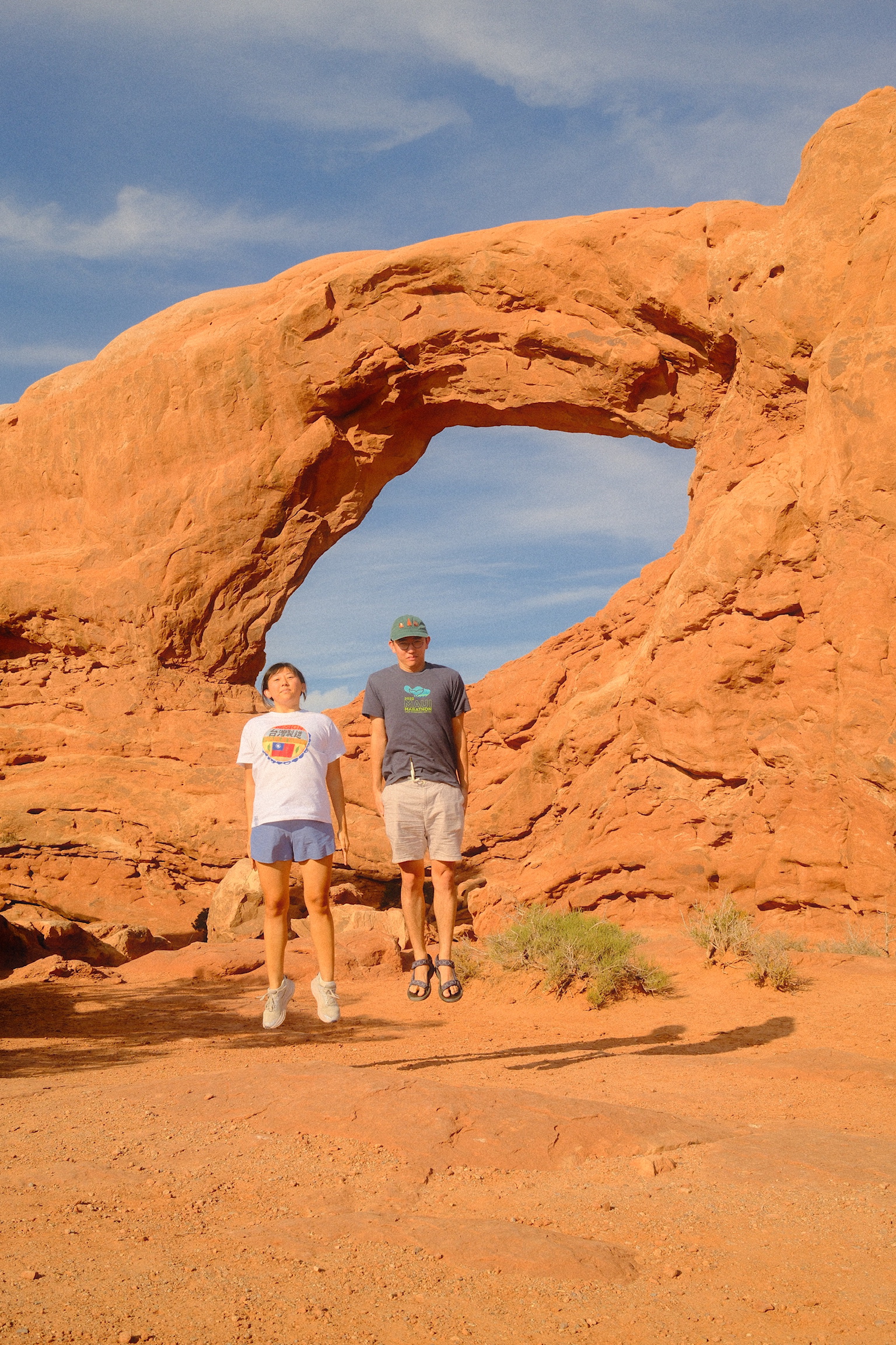 Jumping under Double Arch
